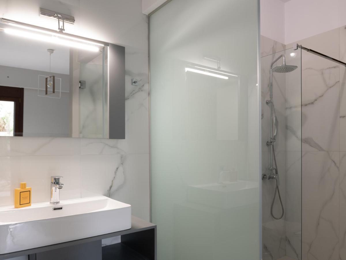Mela Luxury Apartments Maroulás Dış mekan fotoğraf