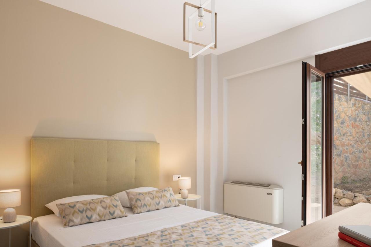 Mela Luxury Apartments Maroulás Dış mekan fotoğraf