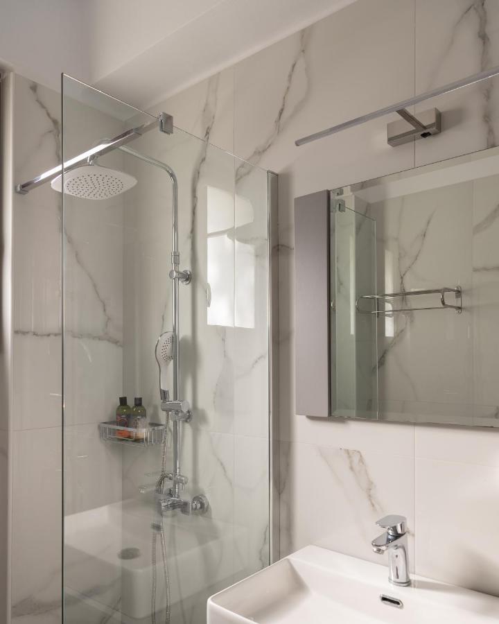 Mela Luxury Apartments Maroulás Dış mekan fotoğraf